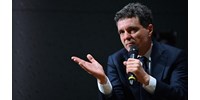  A kampányhajrában írt nyílt levelet az erdélyi magyaroknak a magyargyűlőlő Simion ellenfele   