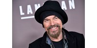 Billy Bob Thornton Tom Cruise-t is kikosarazta