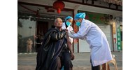  BBC: önként fertőzik meg a kínai fiatalok magukat koronavírussal, az idősek aggódnak  