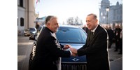  „Most a város legjobb sofőrje fog vezetni” – mondta Orbán Erdogannak, mielőtt megmutatta képességeit  