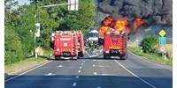  Kigyulladt és nagy lángokkal ég egy tartálykocsi Székesfehérvárnál + videó  