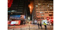  Hatalmas tűz ütött ki egy hongkongi építkezésen, egy közeli pláza és szállodák is veszélyben voltak – képek  