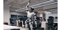  Ezt a kínai robotot is megviseli a sok irodában ülés – így feláll, és elvégez pár nyújtó gyakorlatot (videó)  