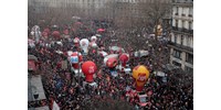 „A nyugdíjat emeljék, ne a nyugdíjkorhatárt!” – lázadnak a franciák Macron terve ellen