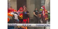  Bádoglemez zuhant egy háztetőről egy eső elől menekülő nőre Budapesten  