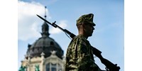  Országgyűlés elé kerül a törvényjavaslat, amely tovább növeli a katonák kiszolgáltatottságát  