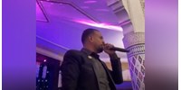 Videón, ahogy a hatalmas földrengés félbeszakít egy marokkói esküvőt