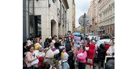 Ukrán anyák tüntetnek Pesten a háború ellen - élő tudósítás  
