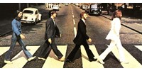  A gombafejűek fodrászával ünnepli születésnapját az egri Beatles Múzeum  