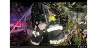  Huszonnégy tűzoltó, hét jármű és többórás megfeszített munka – videó a Fejér megyei buszbaleset utáni munkálatokról  