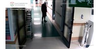  Videón, ahogyan az alvó betegeknél fosztogat a kórházba besurranó tolvaj  