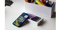 Ez már az? Így nézhet ki az olcsó iPhone SE, amit az utolsó csavarig megújítanak (fotó, videó)