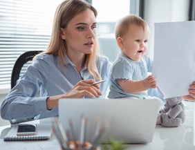 Csed, gyed, adókedvezmények: változások július 1-jétől, munkáltatói teendők