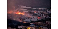  Több száz embert kitelepítettek La Palmán a vulkánkitörés miatt  