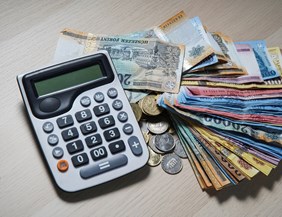 Letiltás július 1-jétől: mikortól védett a családi adókedvezmény összege?