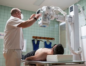 Válságos helyzetben van a cég, mitévő legyen a régóta táppénzen lévő, leszázalékolás előtt álló dolgozóival?