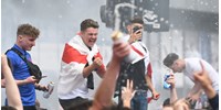  Szurkolók balhéztak az esti szerb-angol meccs előtt  