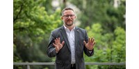  Ujhelyi István mégsem indul az MSZP elnöki tisztségéért  