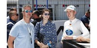 Ralf Schumacher fia nagyon örül, hogy az apja megtalálta a szerelmet