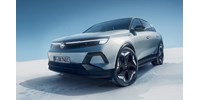 Ilyen Opel eddig még nem volt, 325 lóerővel hódít az újdonság  