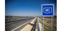  Az M2-es utat súlyos baleset miatt lezárták, az M3-ason pedig tíz kilométeres a torlódás  