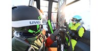 Egész éjszakára a kabinos felvonóban ragadt egy snowboardos Kaliforniában