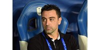  Xavi bejelentette, hogy elmegy a Barcelonától  