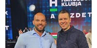  Válasz Online: Idősek lehúzására játszó hálózat vezetőjével pózolt Menczer Tamás a Harcosok Klubjában  