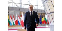 Beperli Lengyelországot az Európai Bizottság az orosz befolyást vizsgáló törvény miatt  