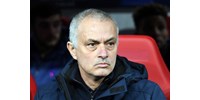  Mourinho ellen vizsgálatot indított az UEFA, mert inzultálta a bírót  