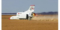Sofőrt keresnek az 1287 km/h-s tempóval száguldó rakétaautóba