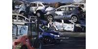  Szilveszter alkalmából 874 autót gyújtottak fel Franciaországban  