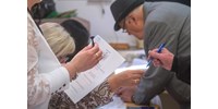  Exit poll: A rekordrészvétel George Simion ellenfelének jöhetett jól a román államfőválasztáson  