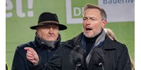  „Nincs több pénz” – mondta a tüntető gazdáknak a német pénzügyminiszter  