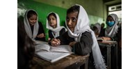  „Engedni kell, hogy a lányok iskolába járhassanak” – A tálibok megint visszavitték Afganisztánt a középkorba  