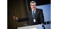  „Bőrtangás kép is lesz?” – Magyar Péter posztja alatt érdeklődött az egészségügyi államtitkár  