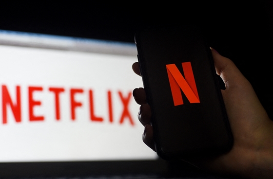 Csökken az előfizetők száma, 150 alkalmazottat bocsát el a Netflix