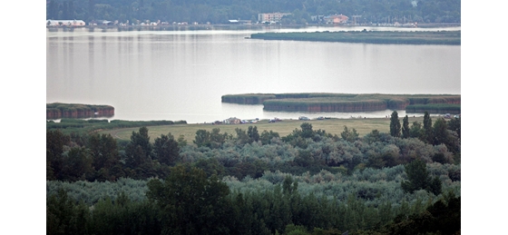 Itthon: Az előírtnál kevesebb parkolóhellyel épülhet fel a kajak-kenu akadémia - Vimarsana News