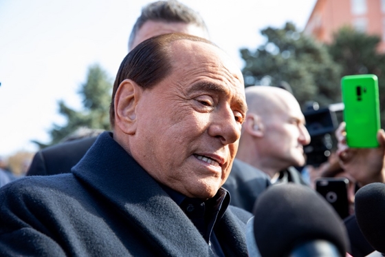 Köztársasági elnök lenne Silvio Berlusconi