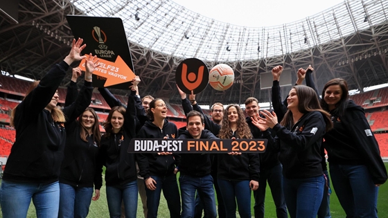 Még néhány óráig lehet jelentkezni önkéntesnek a budapesti Európa-liga döntőre