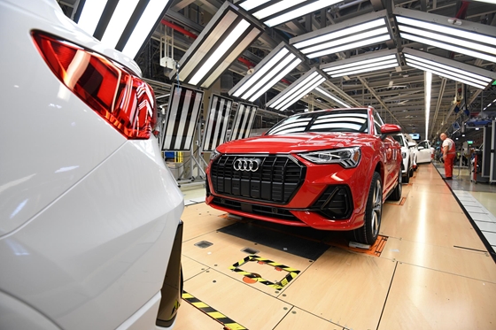 Több motort és autót gyártott a magyar Audi tavaly