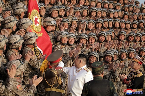 Véletlenül Észak-Korea felé sütötte el fegyverét egy déli katona