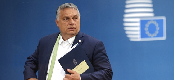 Itthon: Elszámította magát Orbán a melegellenes törvénnyel, már kevés lesz a pávatánc - Vimarsana News