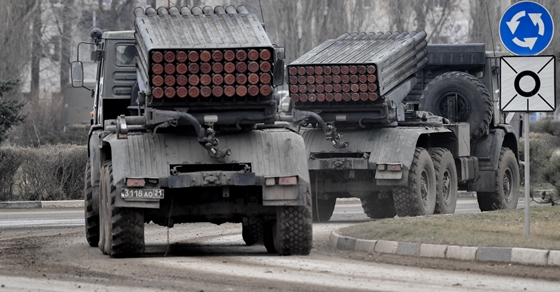 Mundo: los rusos reúnen artillería para el asedio de Kiev