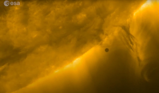 Tecnología: el momento en que Mercurio se desliza frente al sol en video