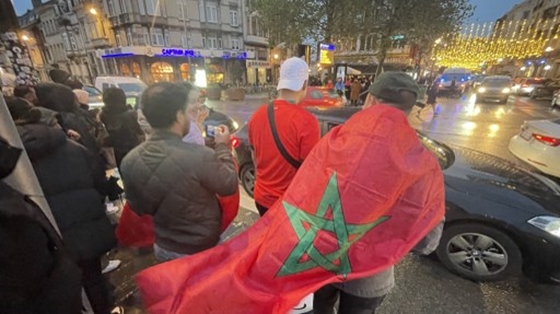 Autókat gyújtogattak Brüsszelben, miután Marokkó legyőzte Belgiumot