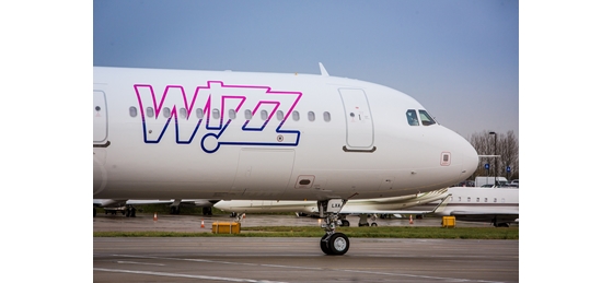 Itthon: Szantorinin rekedt a Wizz Air 200 magyar utasa, a ferihegyi reptéren elszabadultak az indulatok - Vimarsana News