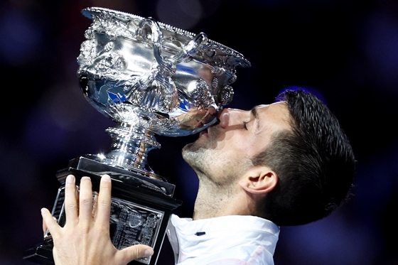 Djokovic huszonkétszeres Grand Slam-bajnok és újra világelső
